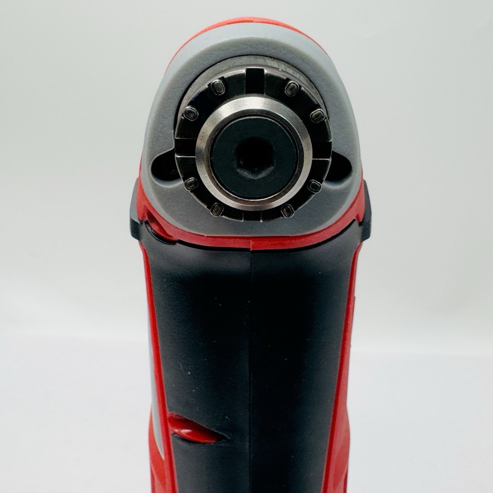 Milwaukee M12 Variable Speed Cordless Oscillating Multi-Tool (2426-20) - Picture 9 of 11